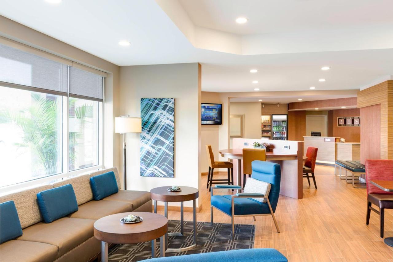 Towneplace Suites By Marriott Houston Baytown Buitenkant foto